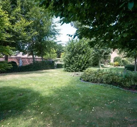 Au Chantecler Bed & Breakfast