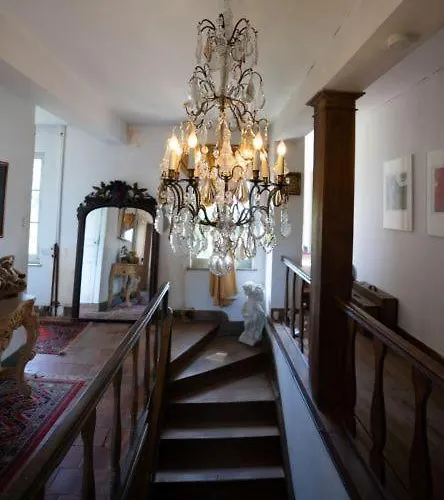 Au Chantecler Bed & Breakfast *